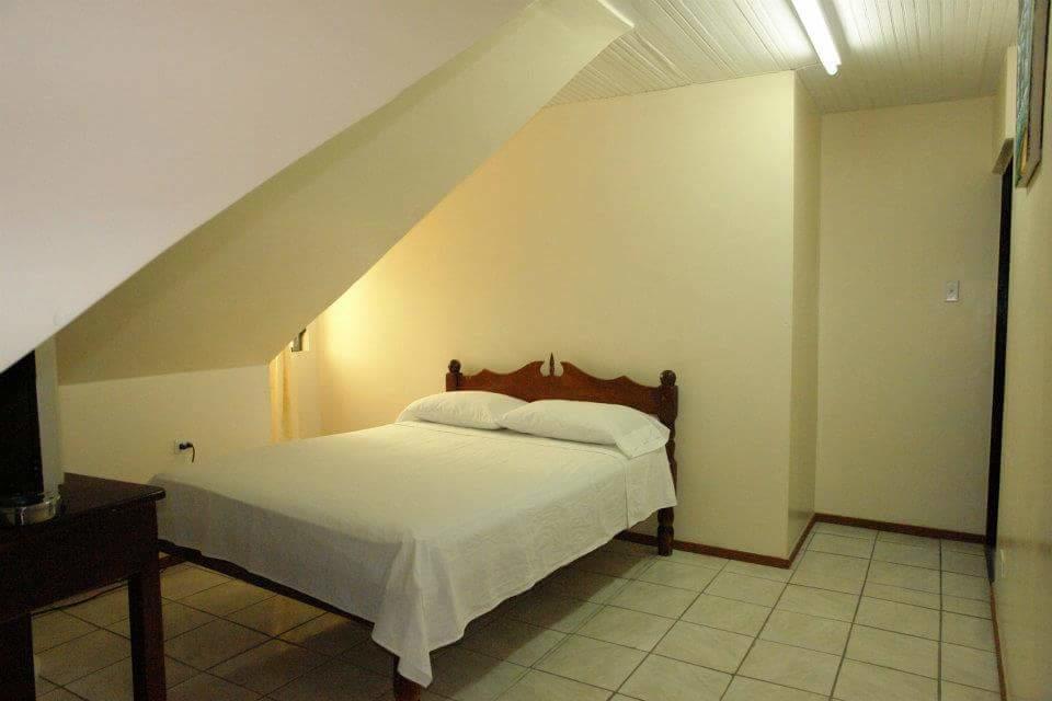 Sea Breeze Guest House Belize City Exteriör bild